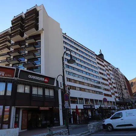 Confortable Et Lumineux A Le Lac, Au Pied Des Pistes, Proche Commerces, Balcon Sud - Fr-1-502-423 Apartment