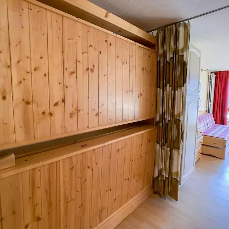 Confortable Et Lumineux A Le Lac, Au Pied Des Pistes, Proche Commerces, Balcon Sud - Fr-1-502-423